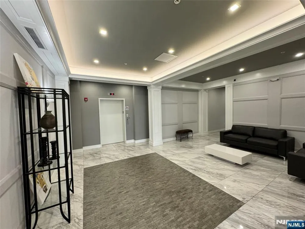 40 Park Avenue 208 Park Ridge, NJ 07656