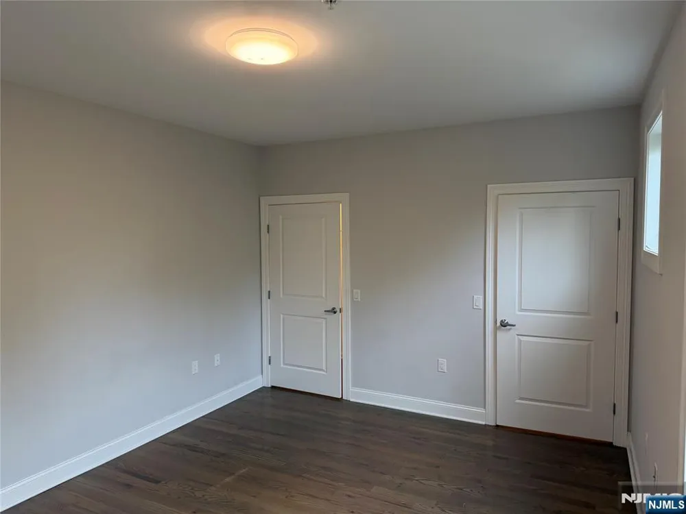 40 Park Avenue 208 Park Ridge, NJ 07656