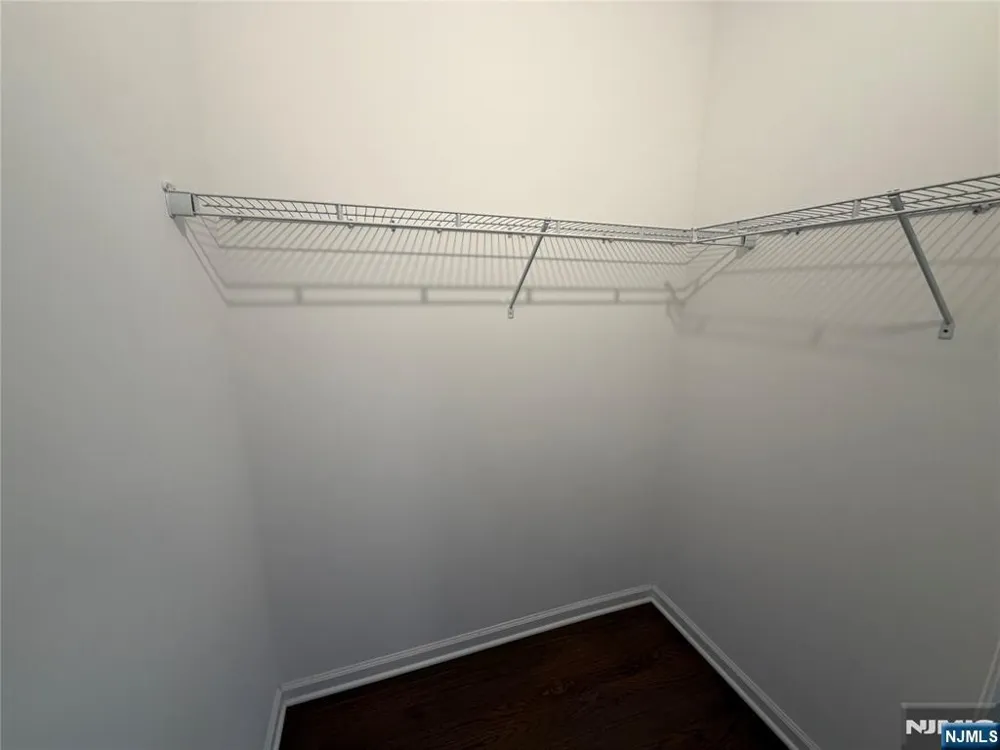 40 Park Avenue 208 Park Ridge, NJ 07656