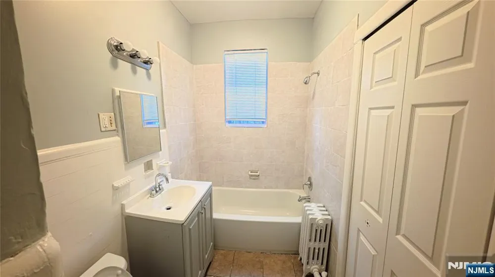 309-311 Goldsmith Avenue 1 Newark, NJ 07112
