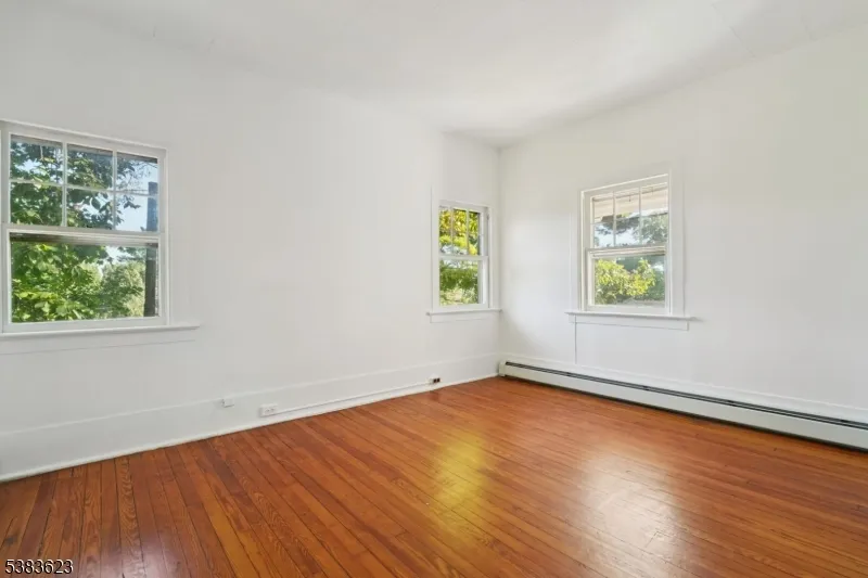 25 Prospect Ave Montclair, NJ 07042