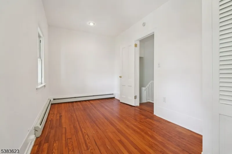 25 Prospect Ave Montclair, NJ 07042