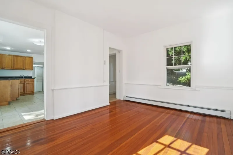 25 Prospect Ave Montclair, NJ 07042