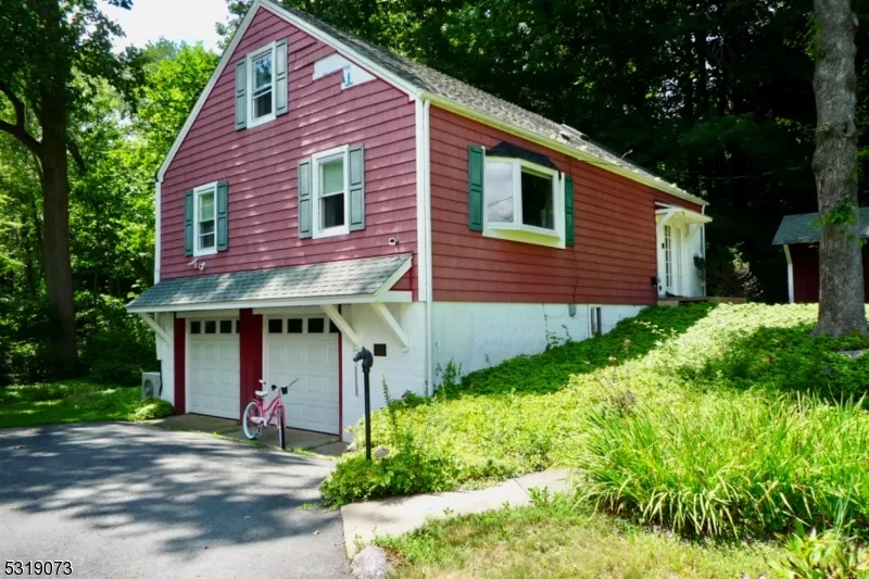 46 Oak Rd Boonton, NJ 07005