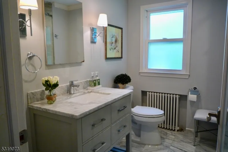 46 Oak Rd Boonton, NJ 07005
