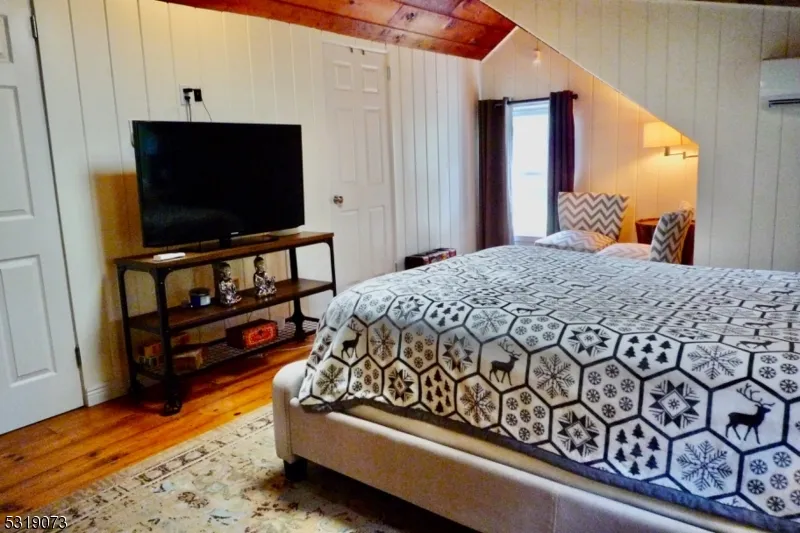46 Oak Rd Boonton, NJ 07005