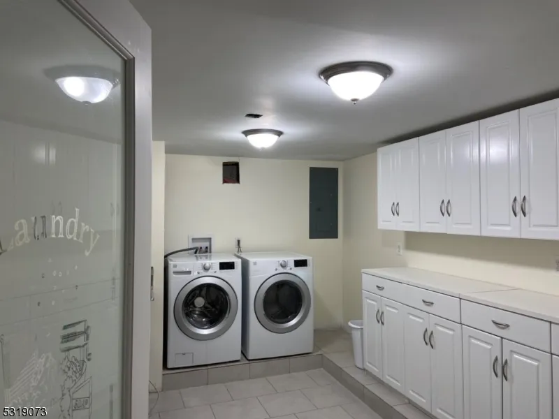 46 Oak Rd Boonton, NJ 07005
