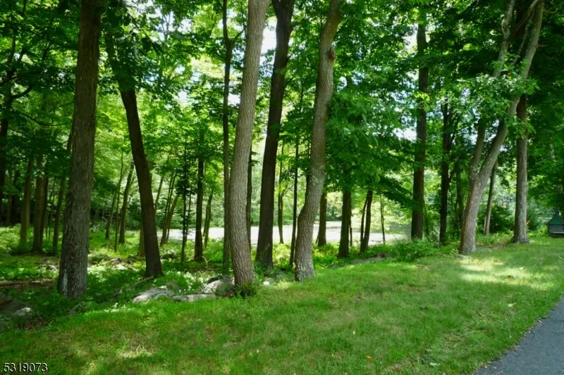 46 Oak Rd Boonton, NJ 07005