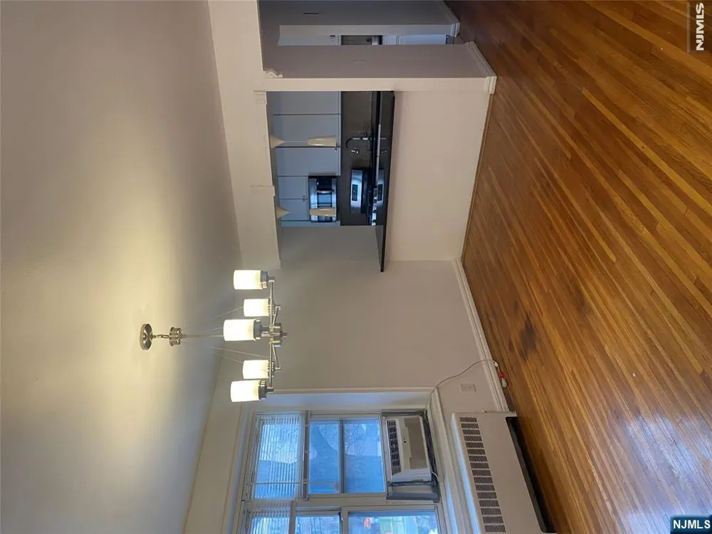 2350 Linwood Avenue 2F Fort Lee, NJ 07024
