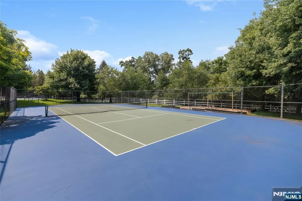 2249 Margaret Court Mahwah, NJ 07430