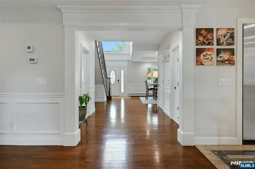 40 Scott Terrace Clifton, NJ 07013
