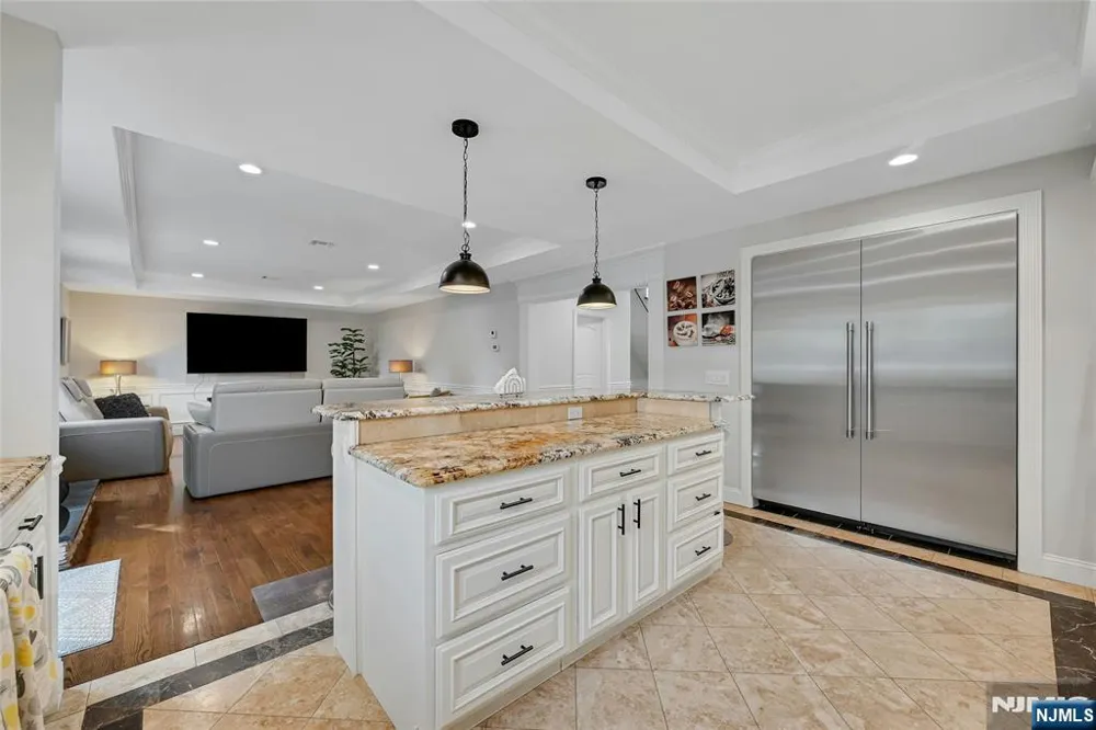 40 Scott Terrace Clifton, NJ 07013