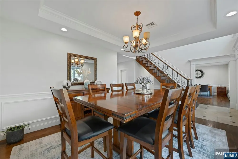 40 Scott Terrace Clifton, NJ 07013