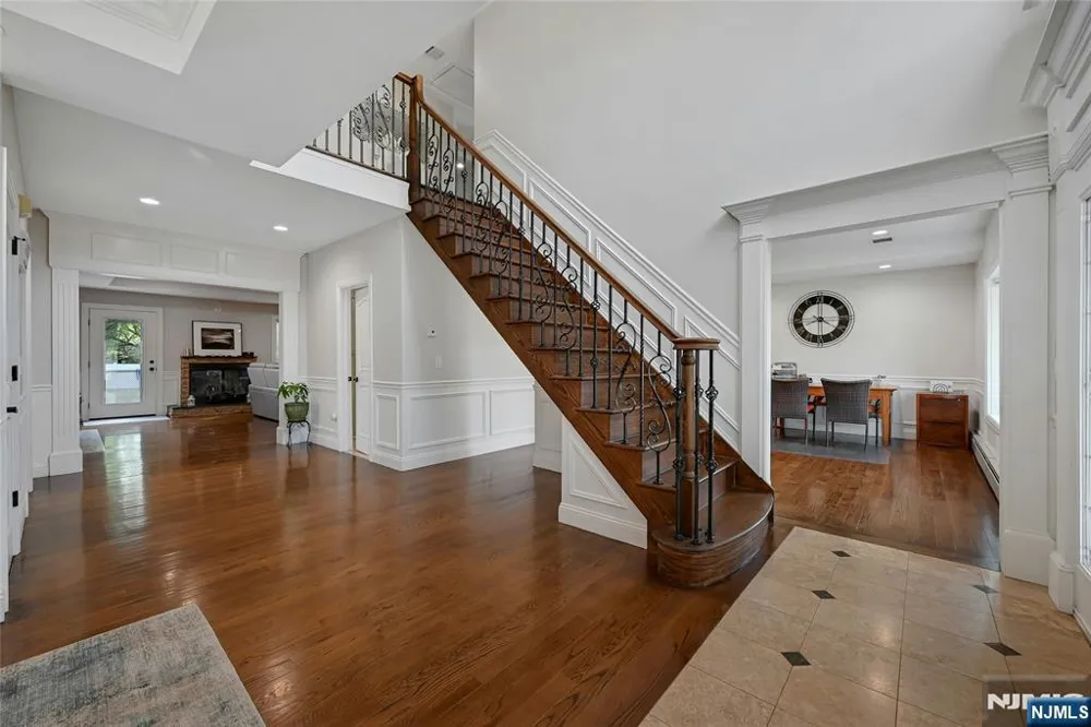 40 Scott Terrace Clifton, NJ 07013