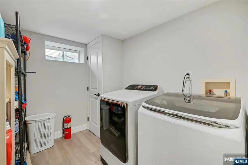 40 Scott Terrace Clifton, NJ 07013