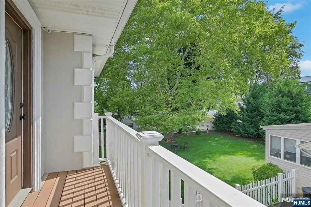 40 Scott Terrace Clifton, NJ 07013