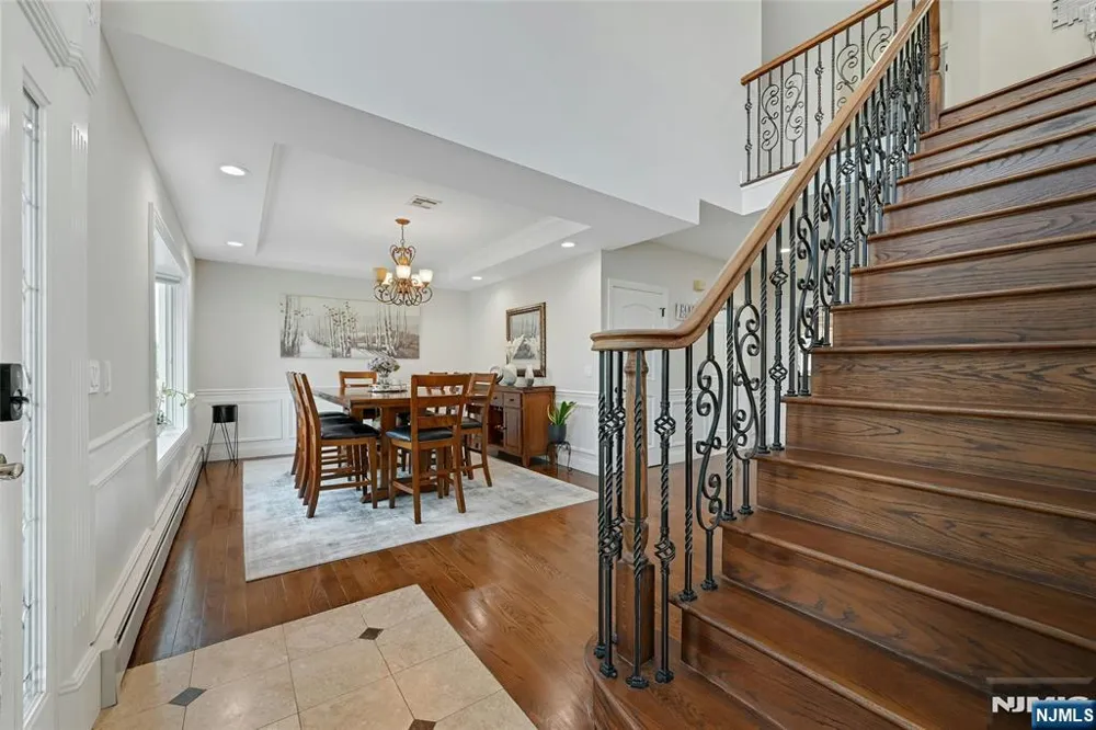 40 Scott Terrace Clifton, NJ 07013