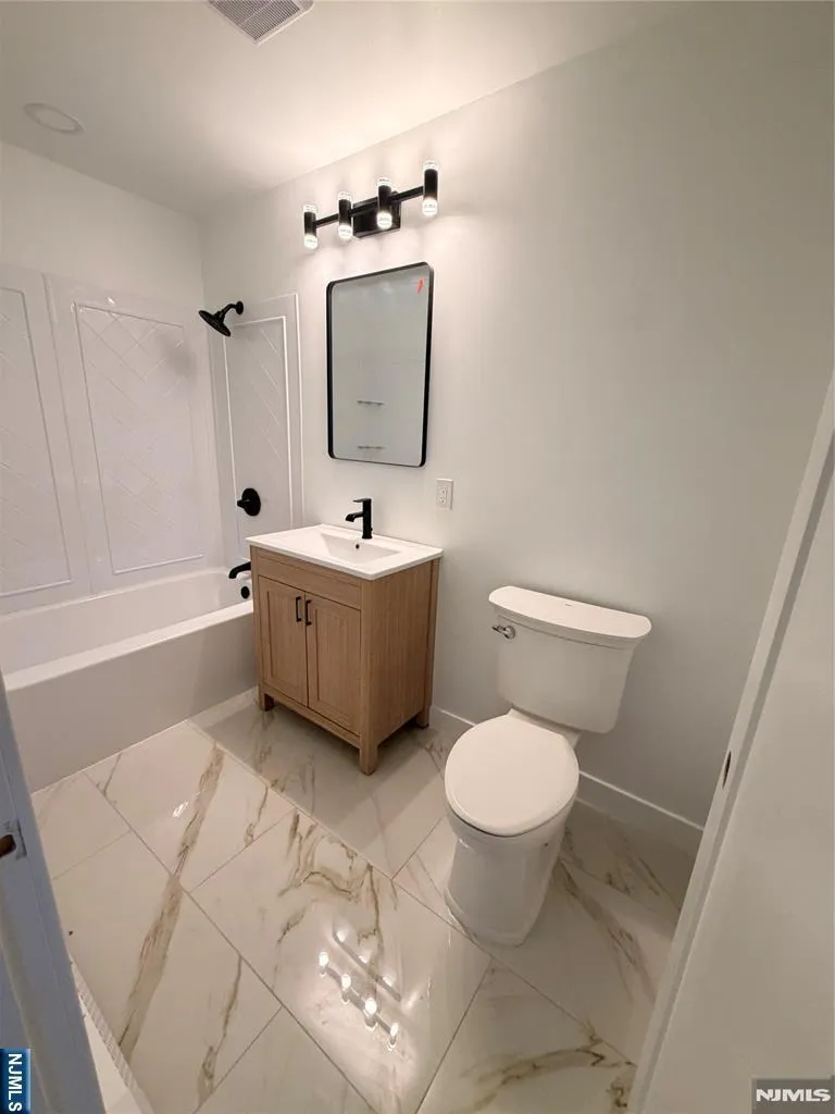 309 Church Street Lodi, NJ 07644