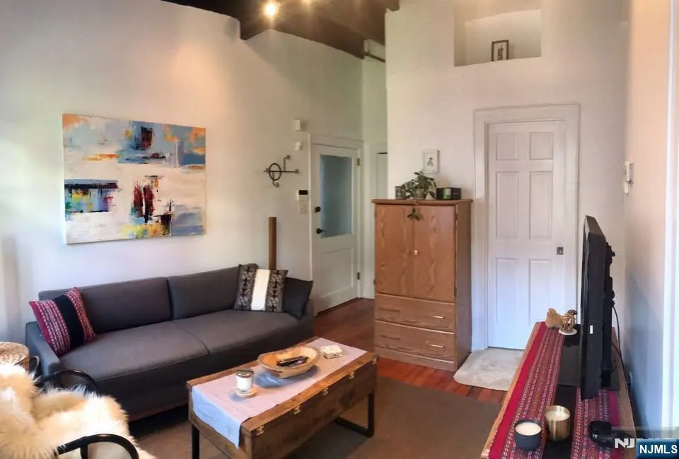 807 Garden Street 9 Hoboken, NJ 07030