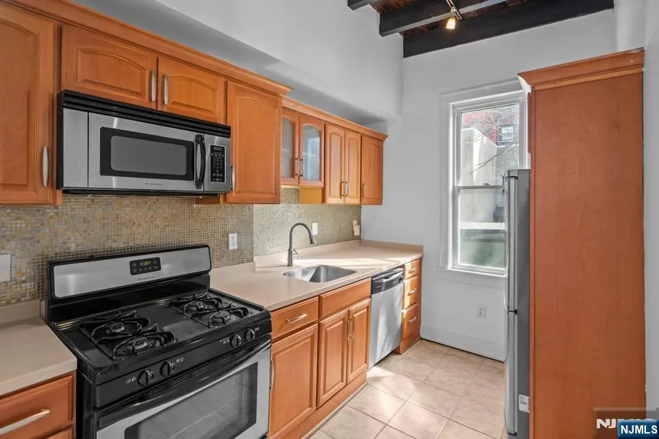 807 Garden Street 9 Hoboken, NJ 07030
