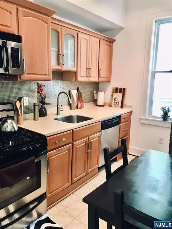 807 Garden Street 9 Hoboken, NJ 07030