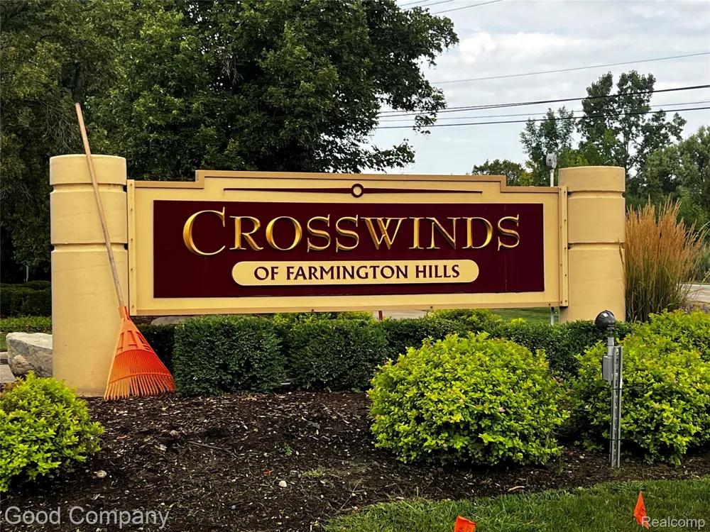 31228 Country Bluff Farmington Hills City, MI 48331