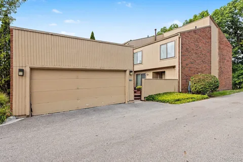 7320 Balsam Court