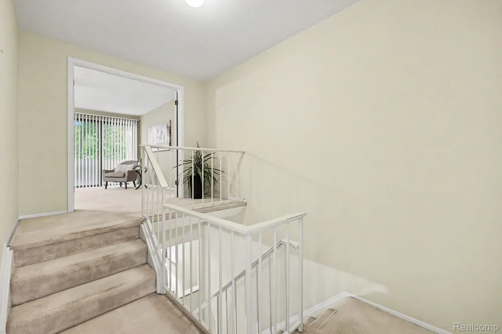 7320 Balsam Court West Bloomfield Charter Township, MI 48322