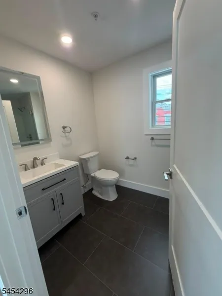312 Hackensack St Carlstadt, NJ 07072