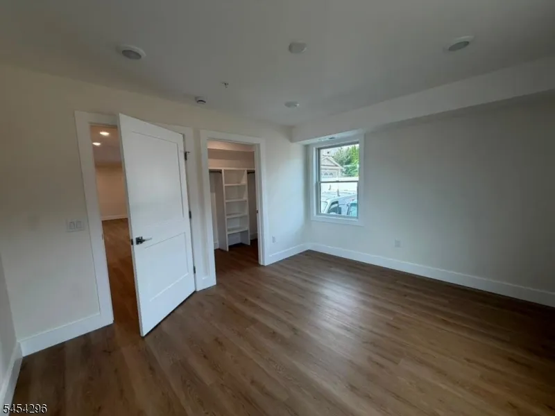 312 Hackensack St Carlstadt, NJ 07072