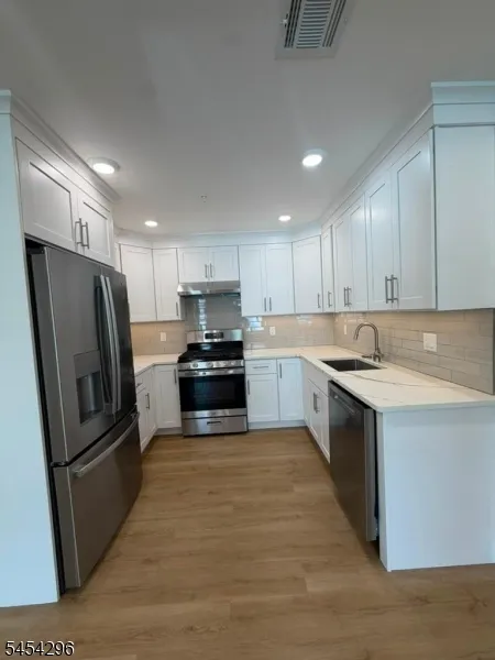 312 Hackensack St Carlstadt, NJ 07072