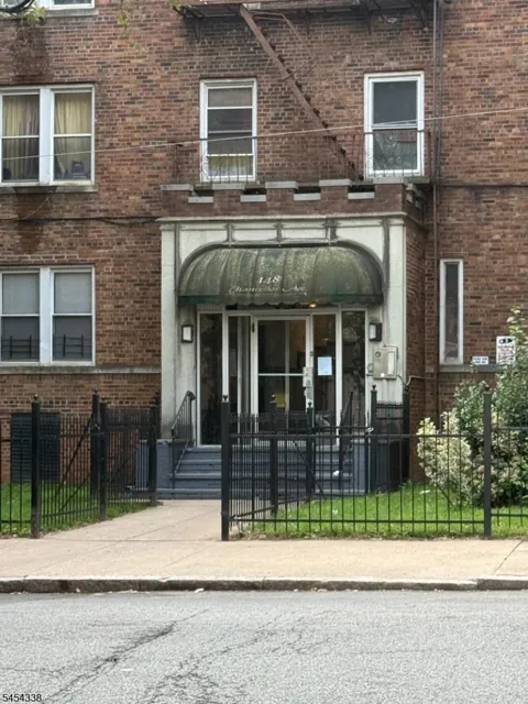 148 Chancellor Ave #B2 Unit B2