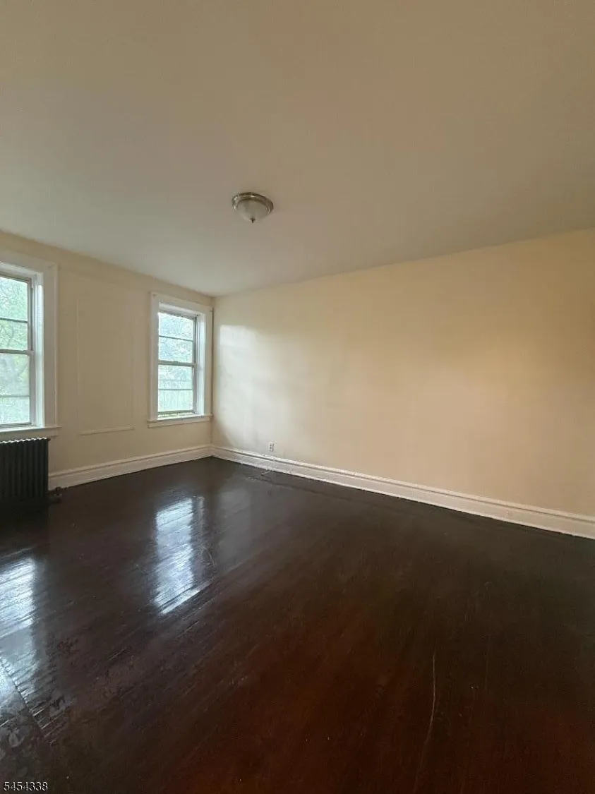 148 Chancellor Ave #B2 Unit B2 Newark City, NJ 07112