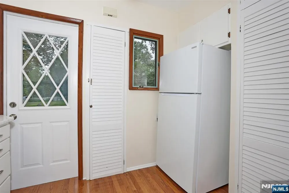 515 N Monroe Street Ridgewood, NJ 07450