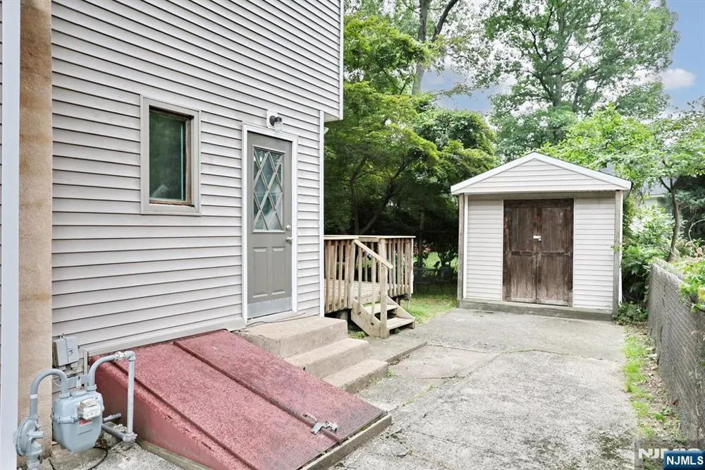 515 N Monroe Street Ridgewood, NJ 07450
