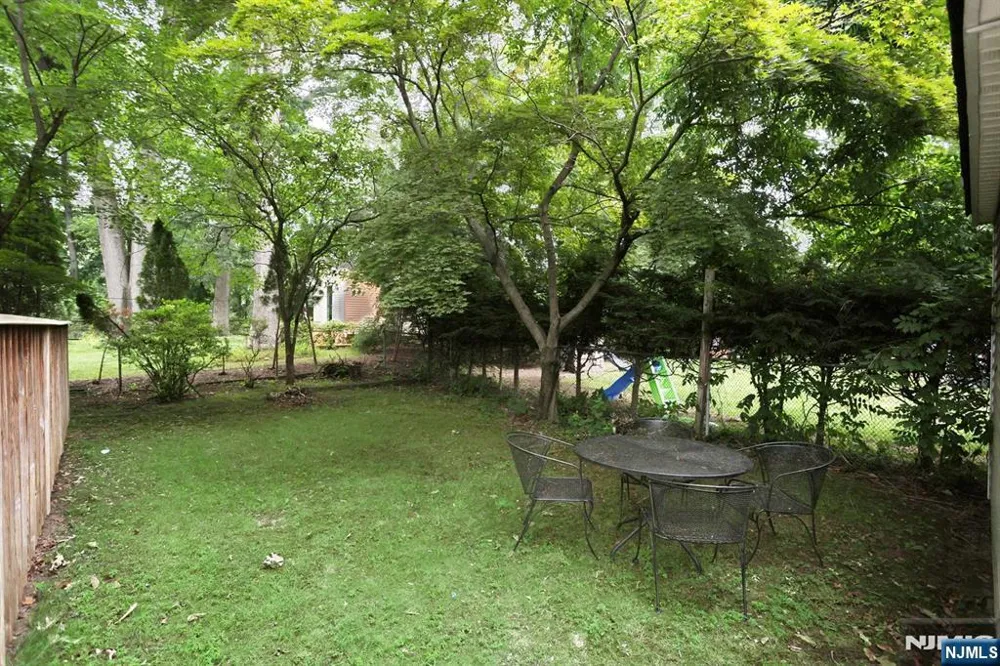 515 N Monroe Street Ridgewood, NJ 07450