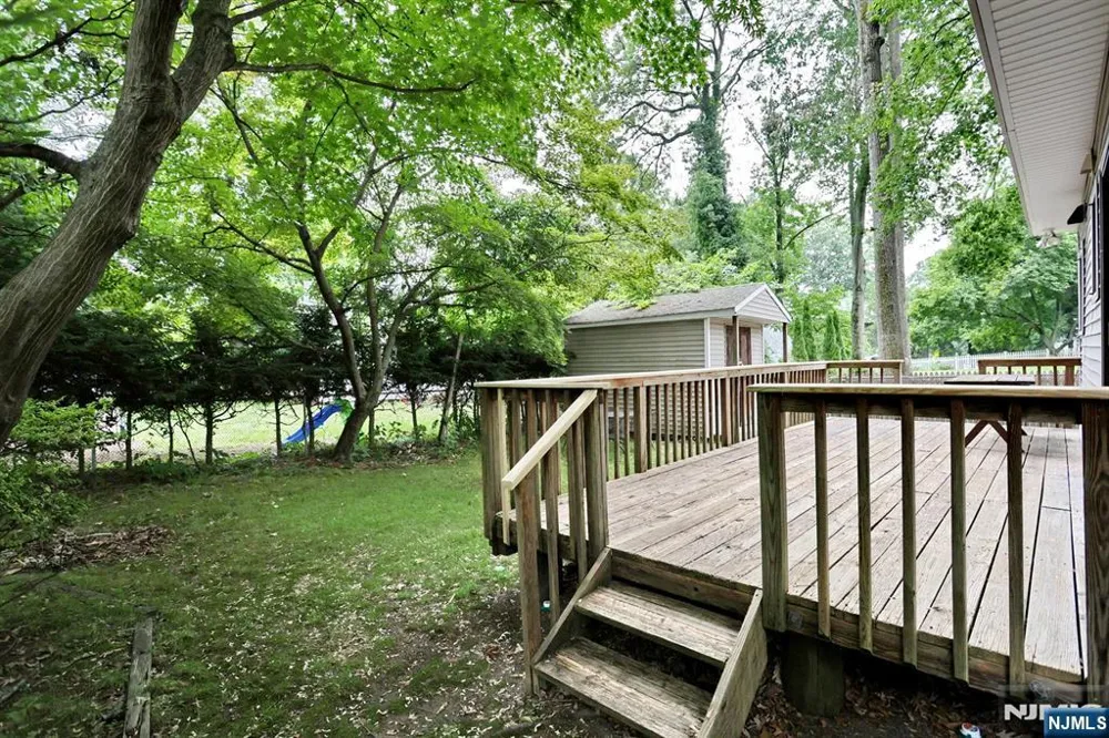 515 N Monroe Street Ridgewood, NJ 07450