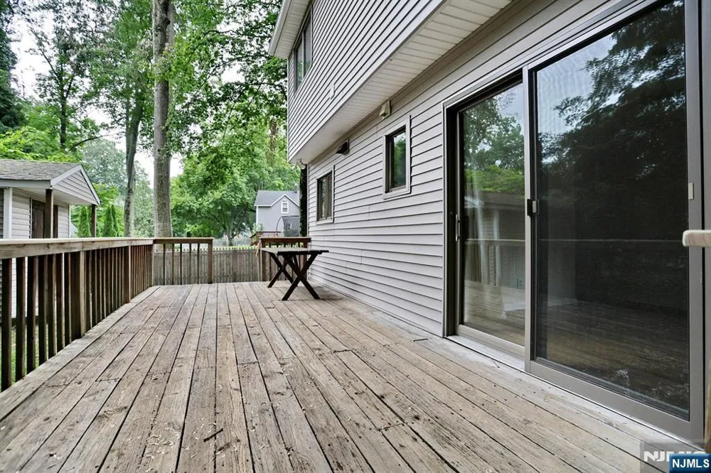 515 N Monroe Street Ridgewood, NJ 07450