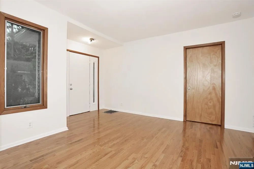 515 N Monroe Street Ridgewood, NJ 07450