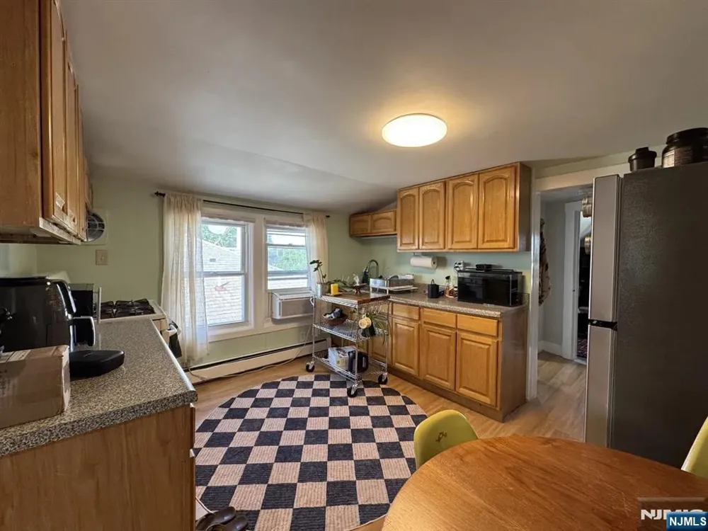 60 Morrissee Avenue 3 Wallington, NJ 07057