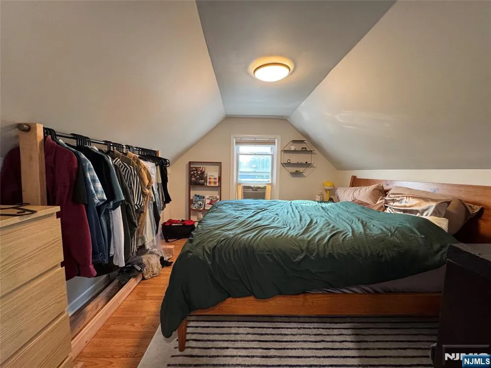 60 Morrissee Avenue 3 Wallington, NJ 07057