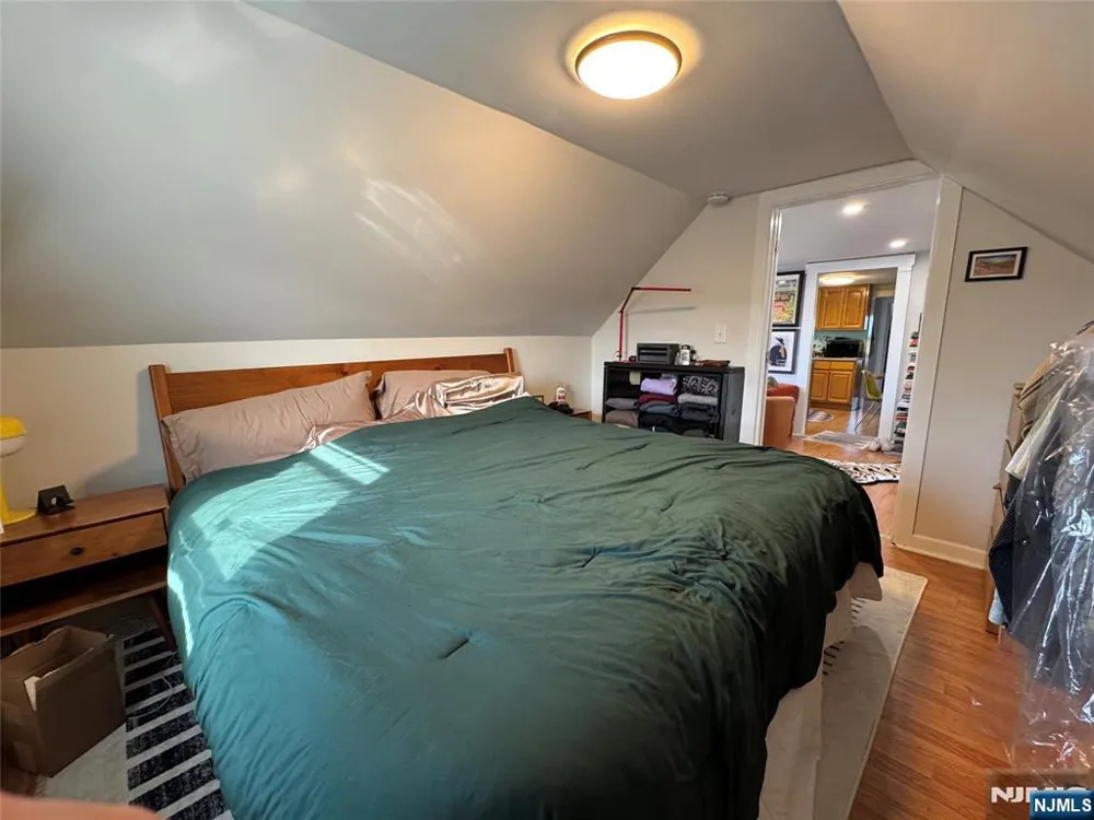 60 Morrissee Avenue 3 Wallington, NJ 07057