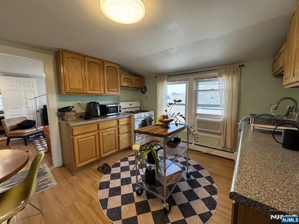 60 Morrissee Avenue 3 Wallington, NJ 07057