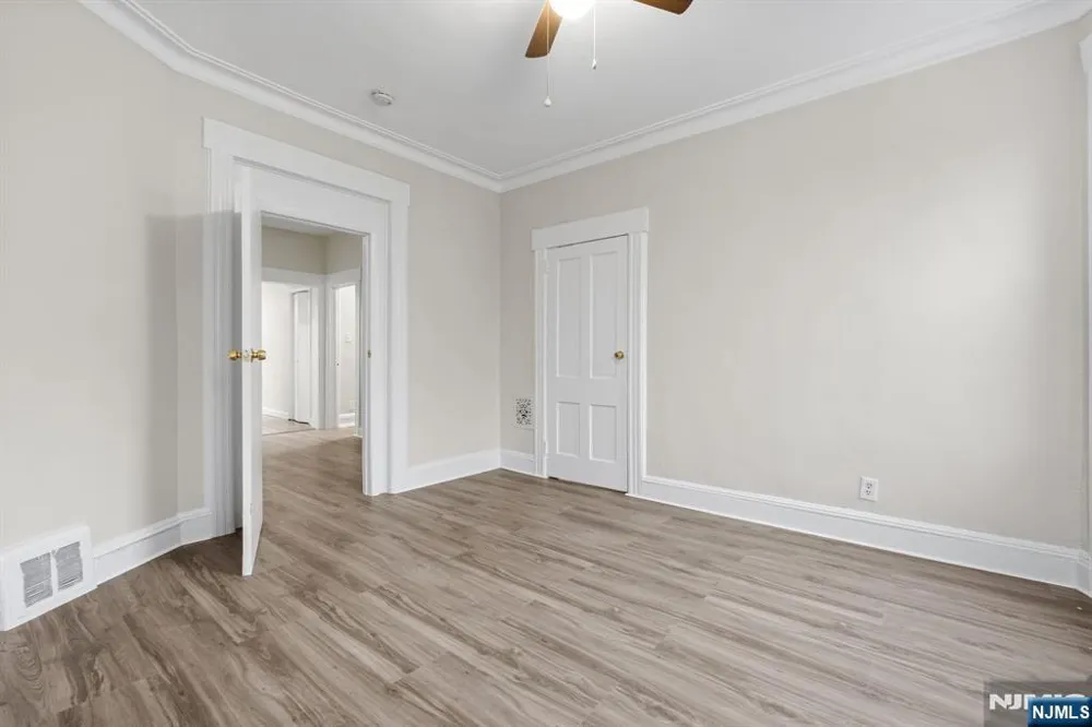 292 Claremont Avenue 2nd floor Jersey City, NJ 07305