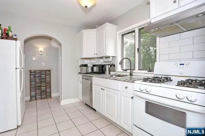 120 Liberty Street 2 Ridgewood, NJ 07450