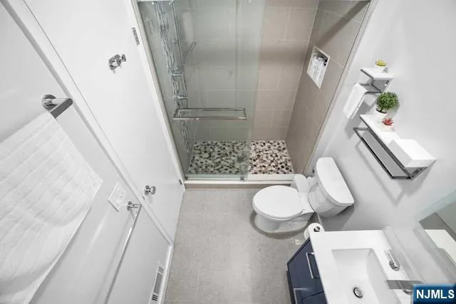 605 River Renaissance East Rutherford, NJ 07073