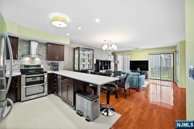 605 River Renaissance East Rutherford, NJ 07073