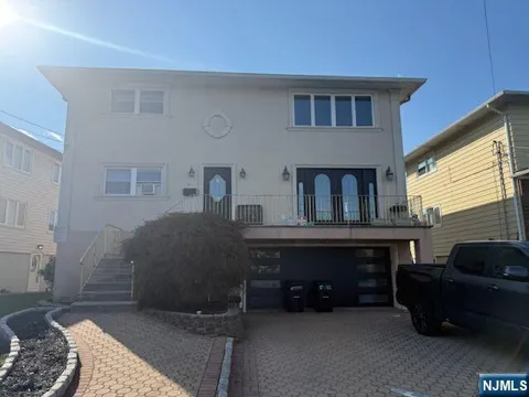 97 Morrell Place 2nd floor