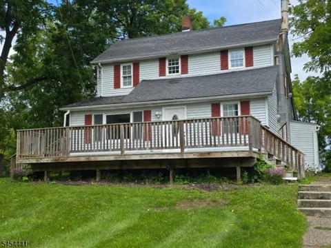 693 Townsbury Rd