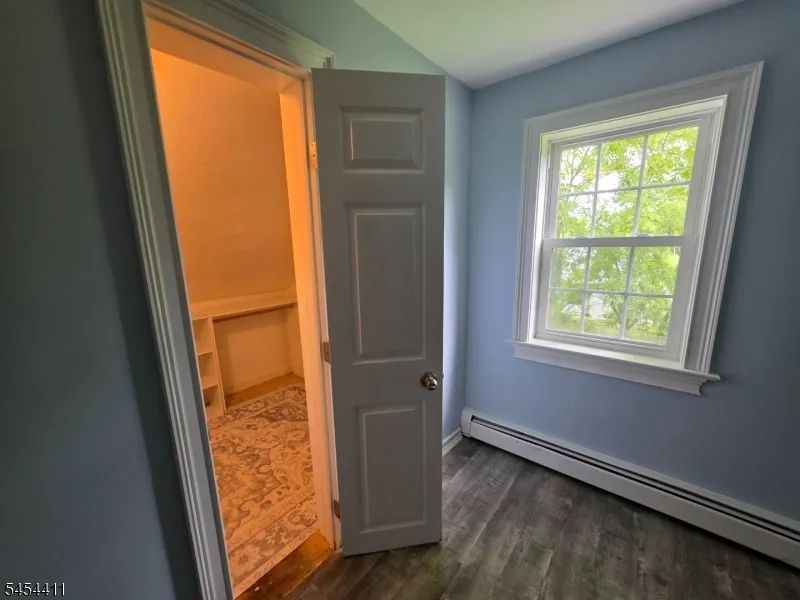 693 Townsbury Rd Mansfield, NJ 07838